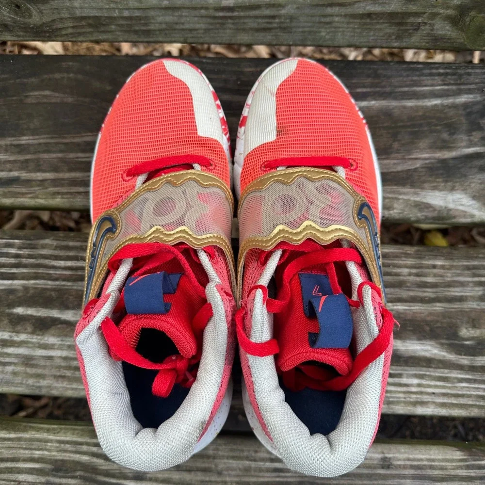 Nike KD Trey 5 X EP University Red Metallic Gold Basketball Shoe Sneakers Sz 9.5